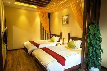 Lijiang Banshan Yunfu Boutique Hostel Exterior foto
